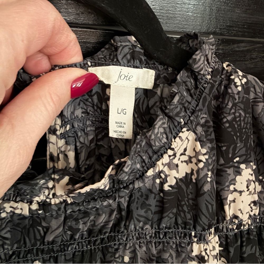 Joie Black Floral High Smocked Ruffle Neck Sleeveless Top Women Size L Flowy - Picture 3 of 9